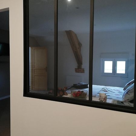 Bed and Breakfast La Grange Du Bosquet Honnecourt-sur-Escaut Zimmer foto